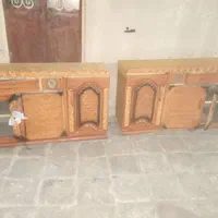 دوعدد میز کمددارفلزی قمیت ۲میلیون