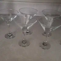 بستنی خوری و شکلات خوری