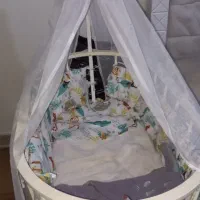تخت نوزاد و روروئک و رخت خواب