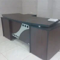 میز مدیریت برای تمام مشاغل