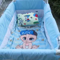 تخت کودک متحرک در حد نو