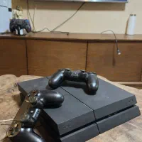 پلی استیشن ۴(PS4) با دو دسته