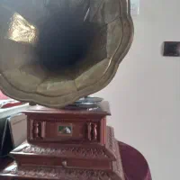 گرامافون هندی قدیمی بسیارتمیز بدون خط و خش