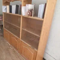 ویترین چوبی، کمد دار