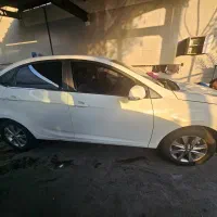 جک J4 رنگ سفید مدل ۱۴۰۳