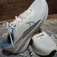 فروش فوری کتونی نایک اصلی به دلیل مناسب نبودن سایز