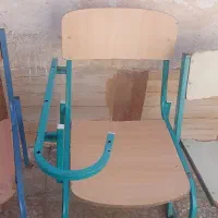 صندلی چوبی