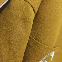 مانتو|لباس|چالوس, |دیوار