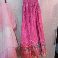 سالم در حد نو|لباس|تربت‌حیدریه, قائم|دیوار