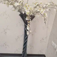 گلدان شیشه ای بزرگ