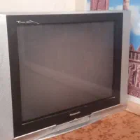 تلویزیون قدیمی در حد نو
