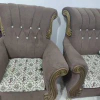 مبل قهوه ای کار کرده ولی محکم|مبلمان خانگی و میز عسلی|سنگر, |دیوار