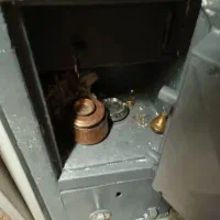 گاو صندوق گاو دست|دفتر کار|رشت, باهنر|دیوار