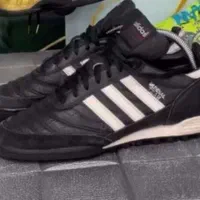 کفش فوتبال چمن مصنوعی، استوک ریز اورجینال