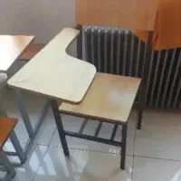 صندلی دانشجویی