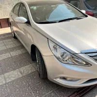 خسروانی //سوناتا وای اف ۲۰۱۳ نقره ای|خودرو سواری و وانت|تهران, حکمت|دیوار