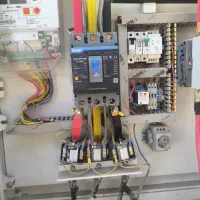 برقکاری صنعتی برقکار ساختمان کابل کشی باغ تابلوبرق