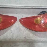 چراغ عقب 206|قطعات یدکی و لوازم جانبی|رشت, فلسطین|دیوار