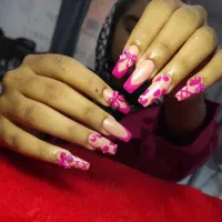 خدمات تخصصی ناخن پادادشهر کاشت ژلیش لمینت|خدمات آرایشگری و زیبایی|اهواز, فاز ۱ پادادشهر|دیوار