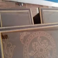 تخت خاب وتشک ومیزجلومبلی همراه عسلی|تشک تختخواب|سیرجان, |دیوار