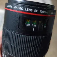 Canon 100mm f/2.8 Macro USM