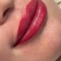 مدل برای خدمات تتو