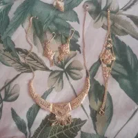 فروش سرویس طلا