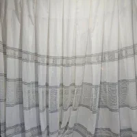 پرده رنگ فیلی فقط ۹ ماه استفاده شده