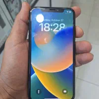 ایفون x در حد آک