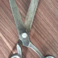 قیچی اصل قدیمی بسیار محکم وتمیز