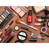 کار در لوازم آرایشی