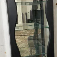 ویترین شیشه ای