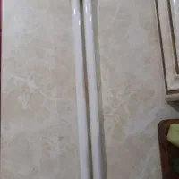 یک عدد لامپ مهتابی سالم