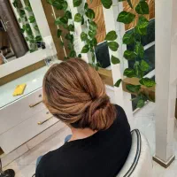 شنیونکار مو|خدمات آرایشگری و زیبایی|کرمانشاه, |دیوار