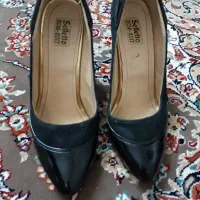 عروسکی|اسباب‌‌بازی|بروجرد, |دیوار