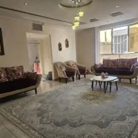 مبل راحتی۷نفره با4 تا عسلی و میز وسط ۶.۷۰۰.۰۰۰ ت