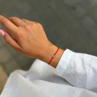 دستبند قرمز