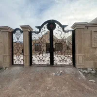 خانه-ویلایی-و-تعدادی-قواره-زمین
