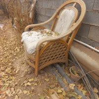 صندلی راحتی قدیمی