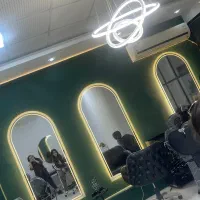 اجاره صندلی ناخن و...سالن زیبایی دربهترین لوکیشن