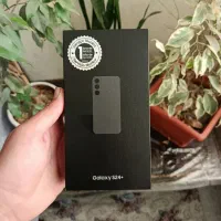 S24 plus بسیار تمیز بدون خطو خش ویئتنام