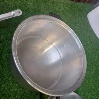 قابلمه روحی و ماهیتابه در حد نو|ظروف پخت‌وپز|شاهین‌شهر, عطار|دیوار