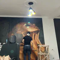 نصاب کاغذ دیواری و نصب پوستر