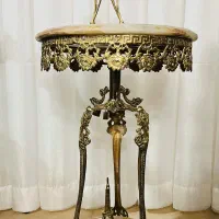 میز برنجی وبرنز
