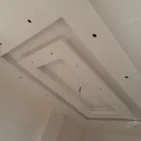 کارگر نقاشی ساختمان