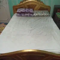 تخت دونفره سلطنتی