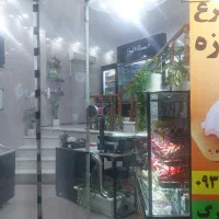همکار آقا مغازه مرغ فروشی