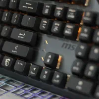 کیبورد گیمینگ msi strike 600