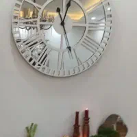ساعت دیواری آینه ای قطر ۷۰ سالم‌و زیبا