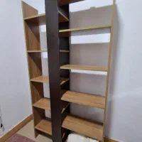 کتابخانه در حد نو کاملا سالم